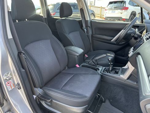 Used 2018 Subaru Forester 2.5i Premium image 10