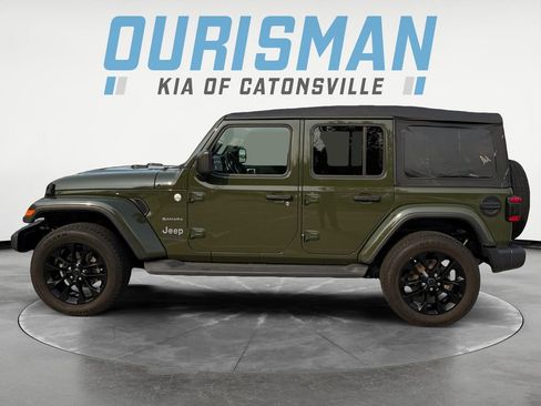 Used 2021 Jeep Wrangler Unlimited Sahara image 3