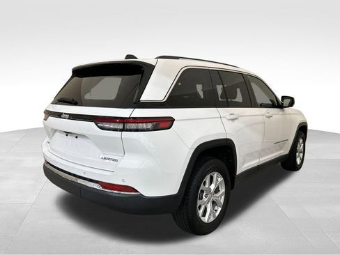 Used 2023 Jeep Grand Cherokee Limited AWD/4WD image 5