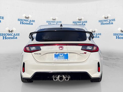 Certified 2024 Honda Civic Type R image 6