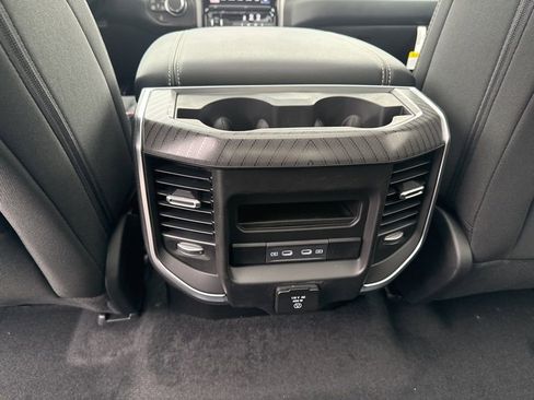 New 2026 RAM 1500 4x4 Crew Cab image 23