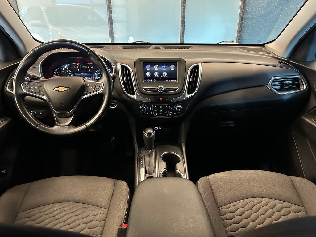 Used 2021 Chevrolet Equinox LT AWD/4WD image 9