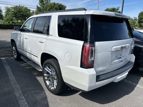 Used 2018 GMC Yukon SLT w/ Premium Edition AWD/4WD image 2