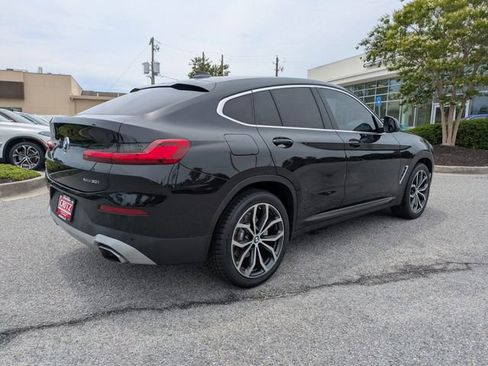 Used 2022 BMW X4 xDrive30i w/ Convenience Package AWD/4WD image 4