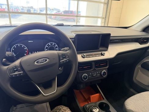 Used 2022 Ford Maverick XLT image 18