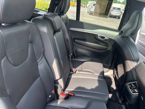 Certified 2023 Volvo XC90 B5 Core w/ Protection Package Premier AWD/4WD image 39
