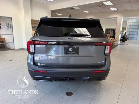 New 2026 Ford Explorer ST-Line w/ ST-Line Street Pack AWD/4WD image 7