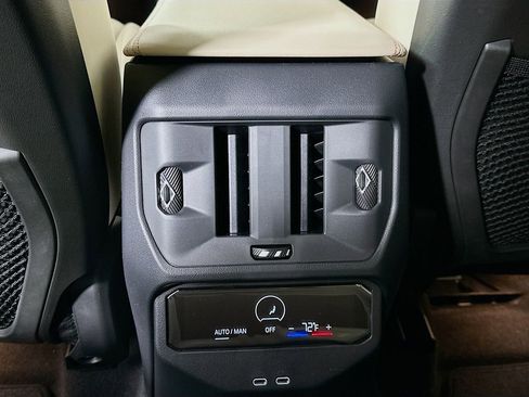 Used 2026 BMW X3 xDrive30 w/ Premium Package image 18