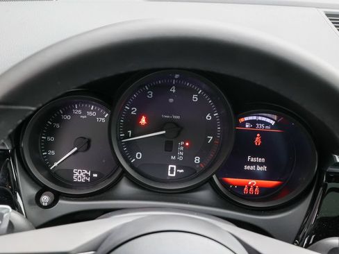 Certified 2026 Porsche Macan Turbo AWD/4WD image 35