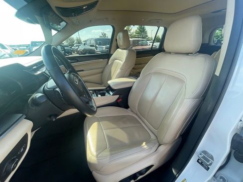 Used 2021 Jeep Grand Cherokee L Limited w/ Luxury Tech Group II AWD/4WD image 19