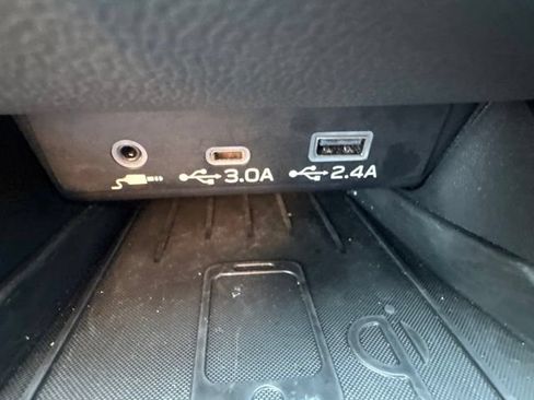 Used 2025 Subaru Outback Wilderness AWD/4WD image 24