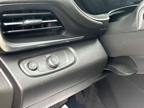 Used 2024 Buick Envista Preferred w/ Convenience I Package image 16