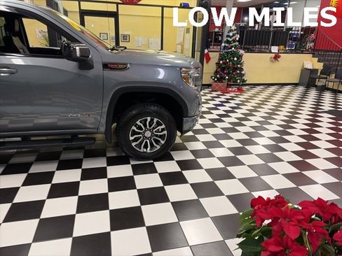 Used 2020 GMC Sierra 1500 AT4 w/ AT4 Premium Package image 17