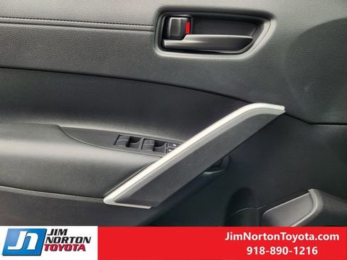 Used 2024 Toyota Corolla Cross AWD Hybrid image 24