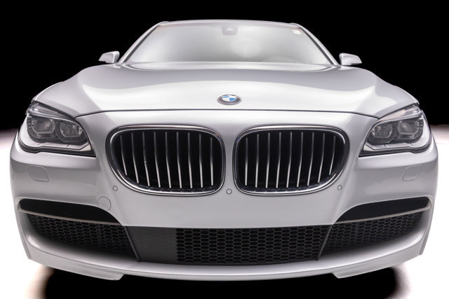 Used 2014 BMW 750i RWD image 32