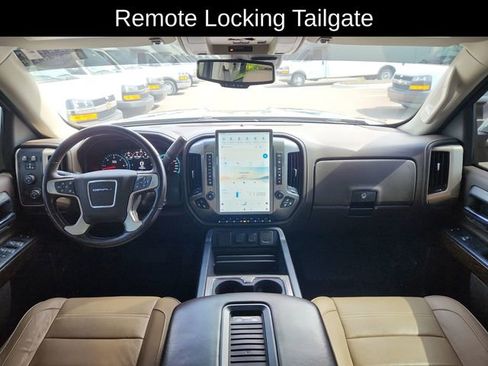 Used 2018 GMC Sierra 1500 Denali w/ Denali Ultimate Package AWD/4WD image 34