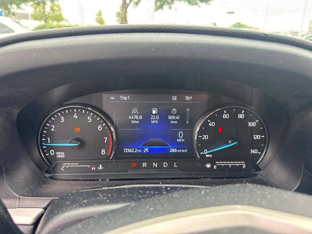 Used 2021 Ford Explorer XLT w/ Equipment Group 202A AWD/4WD image 20