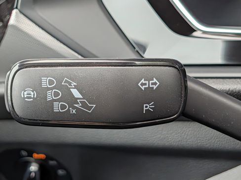Certified 2023 Volkswagen Jetta Sport FWD image 30
