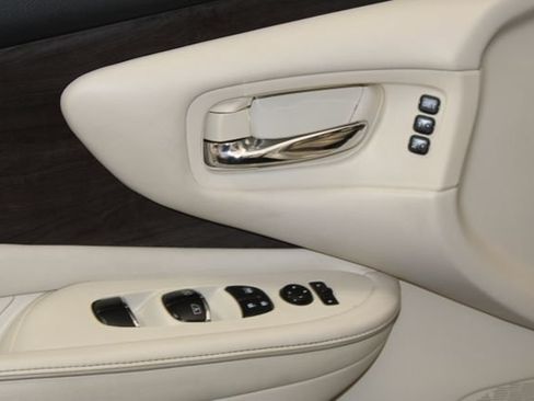 Used 2019 Nissan Murano Platinum AWD/4WD image 33
