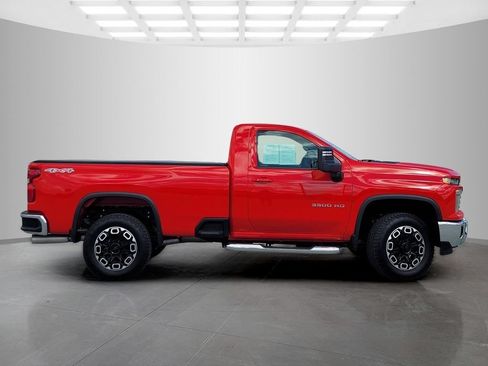 Used 2025 Chevrolet Silverado 3500 LT AWD/4WD image 4