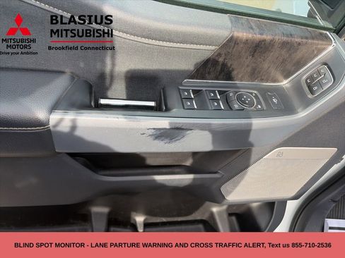 Used 2024 Ford F250 Lariat image 11