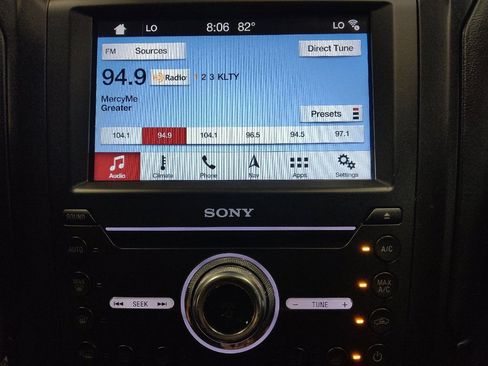 Used 2017 Ford Fusion Titanium image 25