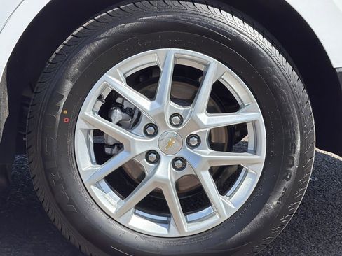 Used 2024 Chevrolet Equinox LT AWD/4WD image 26
