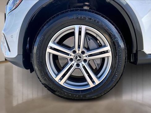 Used 2022 Mercedes-Benz GLC 300 image 8