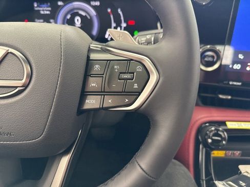 New 2026 Lexus NX 350h AWD image 22