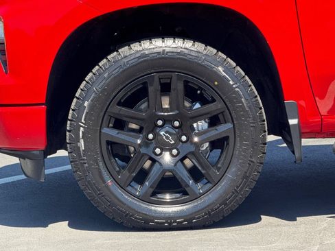 Used 2022 Chevrolet Silverado 1500 Custom w/ LPO, Dark Essentials Package AWD/4WD image 15