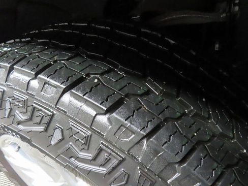 Used 2023 GMC Sierra 1500 Denali w/ Technology Package image 7