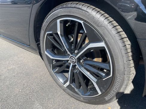 Used 2025 Nissan Altima 2.5 SR image 24