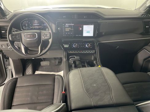 Used 2025 GMC Sierra 1500 AT4X image 20