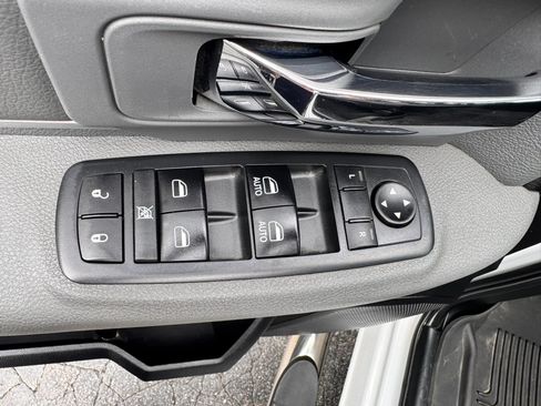 Used 2018 RAM 2500 Big Horn AWD/4WD image 10