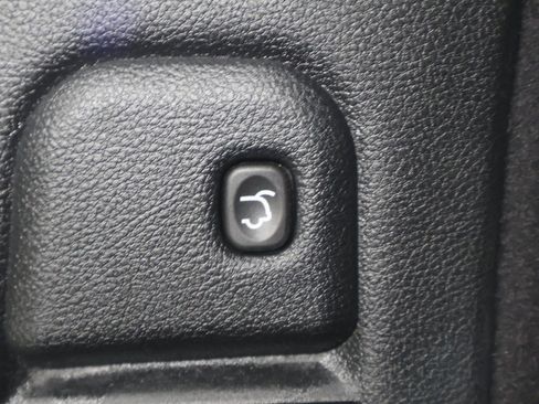 Used 2023 Dodge Durango SRT image 26