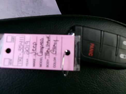 Used 2019 Jeep Compass Trailhawk image 19