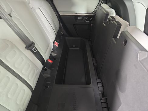 Used 2023 Rivian R1T Launch Edition image 24