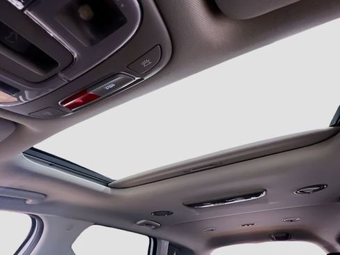Certified 2025 Kia Telluride EX w/ EX Captain's Chair Package FWD image 23