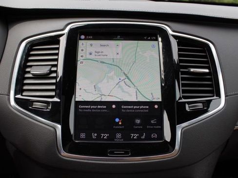 Certified 2025 Volvo XC90 T8 Ultra w/ Protection Package Premier AWD/4WD image 35