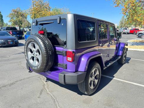 Used 2018 Jeep Wrangler Unlimited Sahara AWD/4WD image 5
