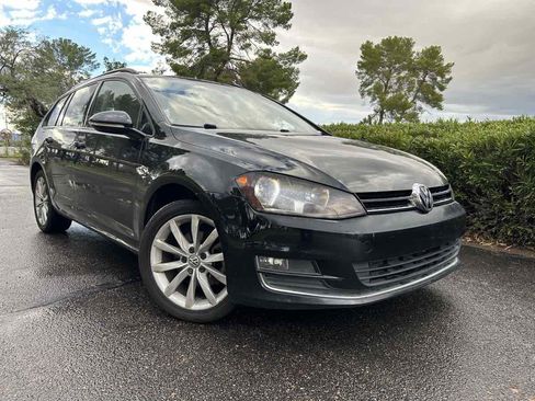 Used 2015 Volkswagen Golf SEL image 4