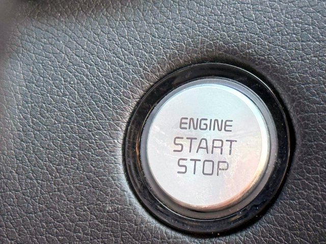 Used 2019 Kia Stinger AWD/4WD image 24