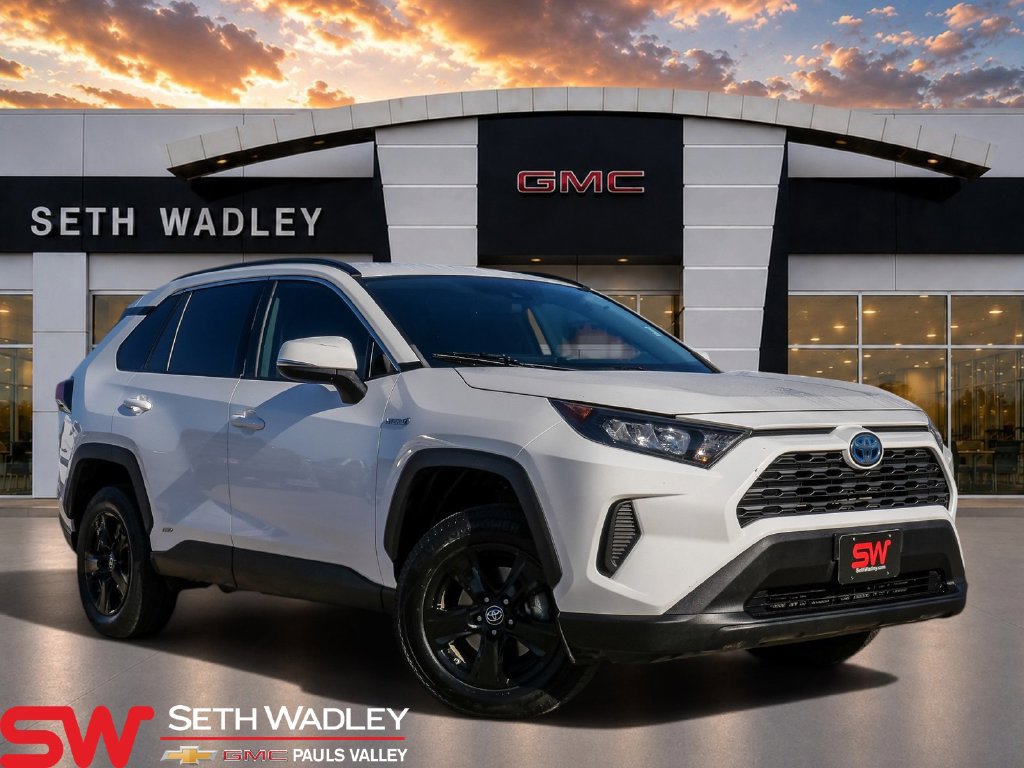 Used 2019 Toyota RAV4 LE AWD/4WD image 1