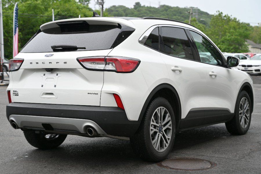 Used 2021 Ford Escape SEL w/ Class II Trailer Tow Package AWD/4WD image 7