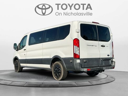 Used 2016 Ford Transit 350 XLT RWD image 3