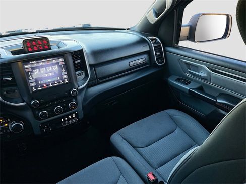 Used 2021 RAM 1500 Big Horn image 22