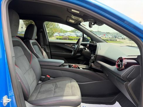 Used 2024 Chevrolet Blazer EV RS AWD/4WD image 26