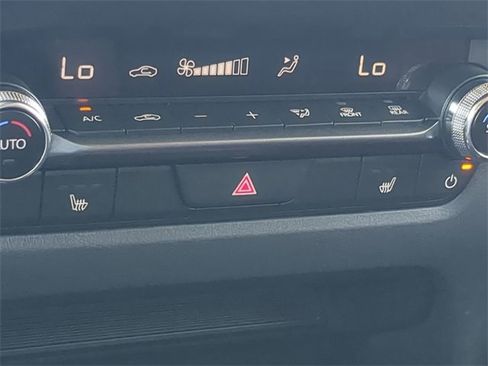 Used 2025 MAZDA CX-30 Carbon image 24