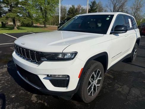 Certified 2024 Jeep Grand Cherokee Limited AWD/4WD image 7