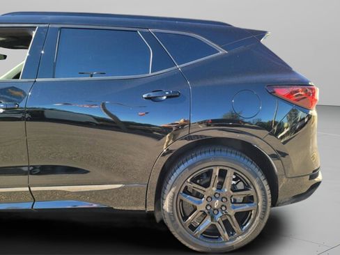 Certified 2023 Chevrolet Blazer RS w/ Driver Confidence II Package image 35